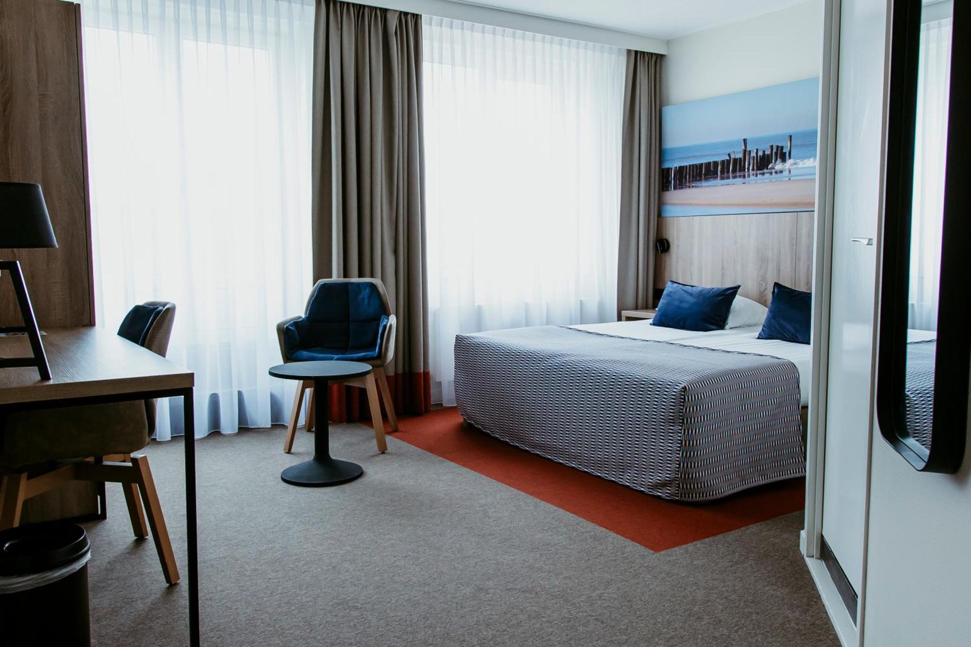 Hotel Victoria Bergen aan Zee Exterior photo